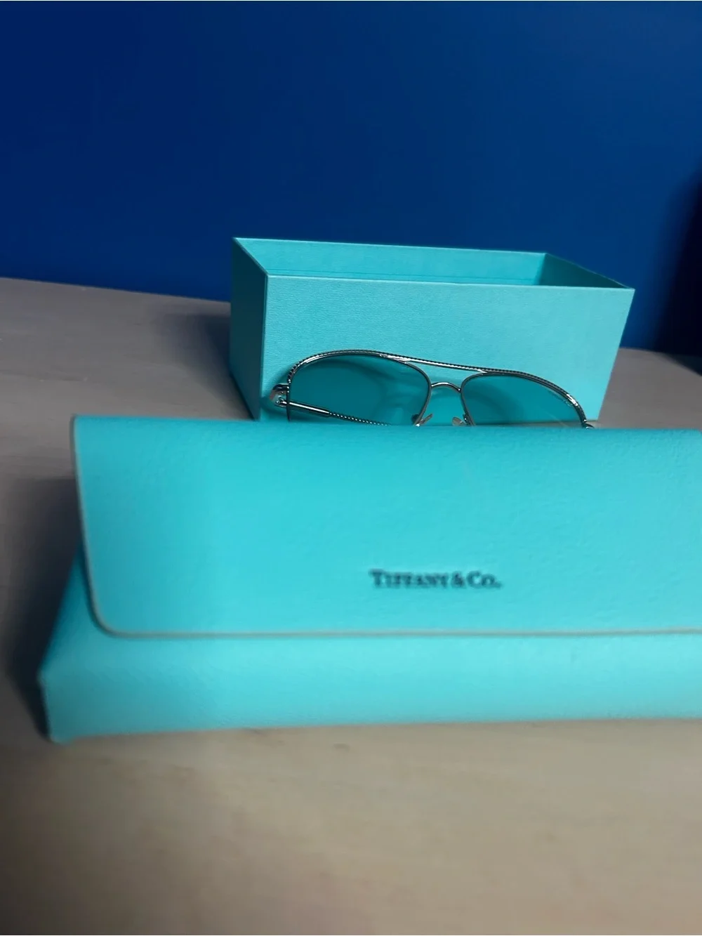 Tiffany Silver with Blue Gradient lenses Aviator Sunglasses - Smoke exposure